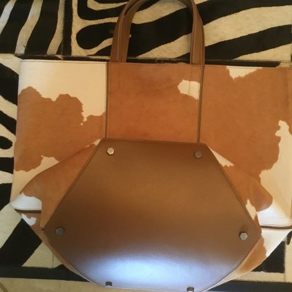 Off White   by Virgil Abloh  Calf hair fur bag New $2475 - Picture 4 of 4